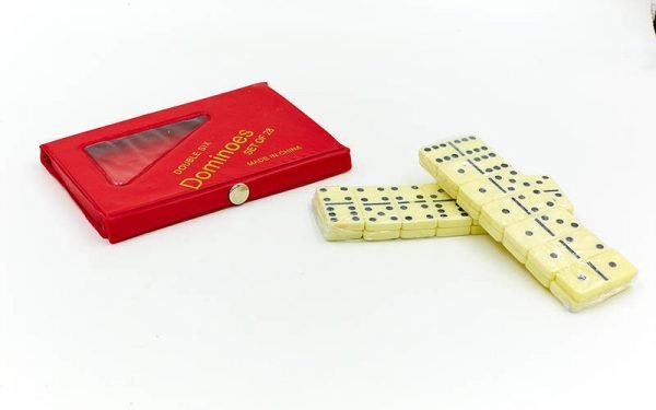 Домино настольная игра в чехле (кости-пластик, h-3,8см, р-р чехла 15x8,5x1,5см)