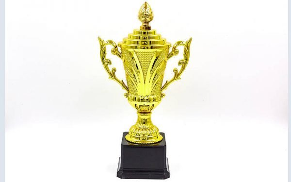 Кубок спортивный с ручками и крышкой OMEGA (пластик, h-27см, b-14см, d чаши-8см, золото)