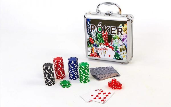 Набор для покера в алюминиевом кейсе на 100 фишек без номинала (2кол.карт, 5куб)